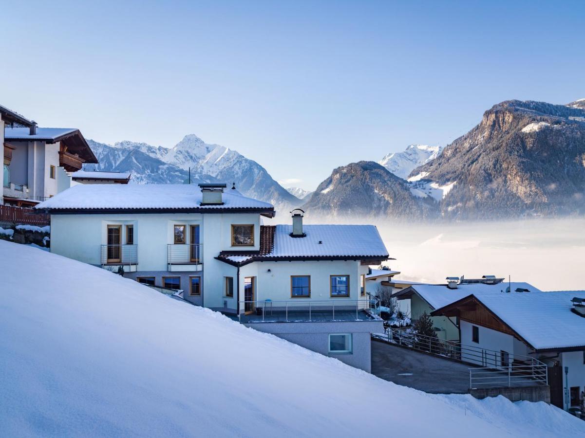 Monis Apartment Ramsau im Zillertal Exterior photo