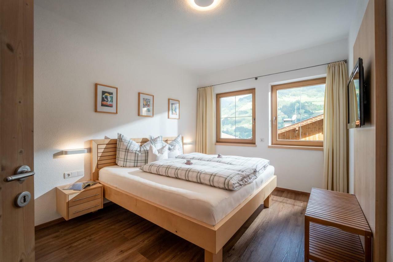 Monis Apartment Ramsau im Zillertal Exterior photo